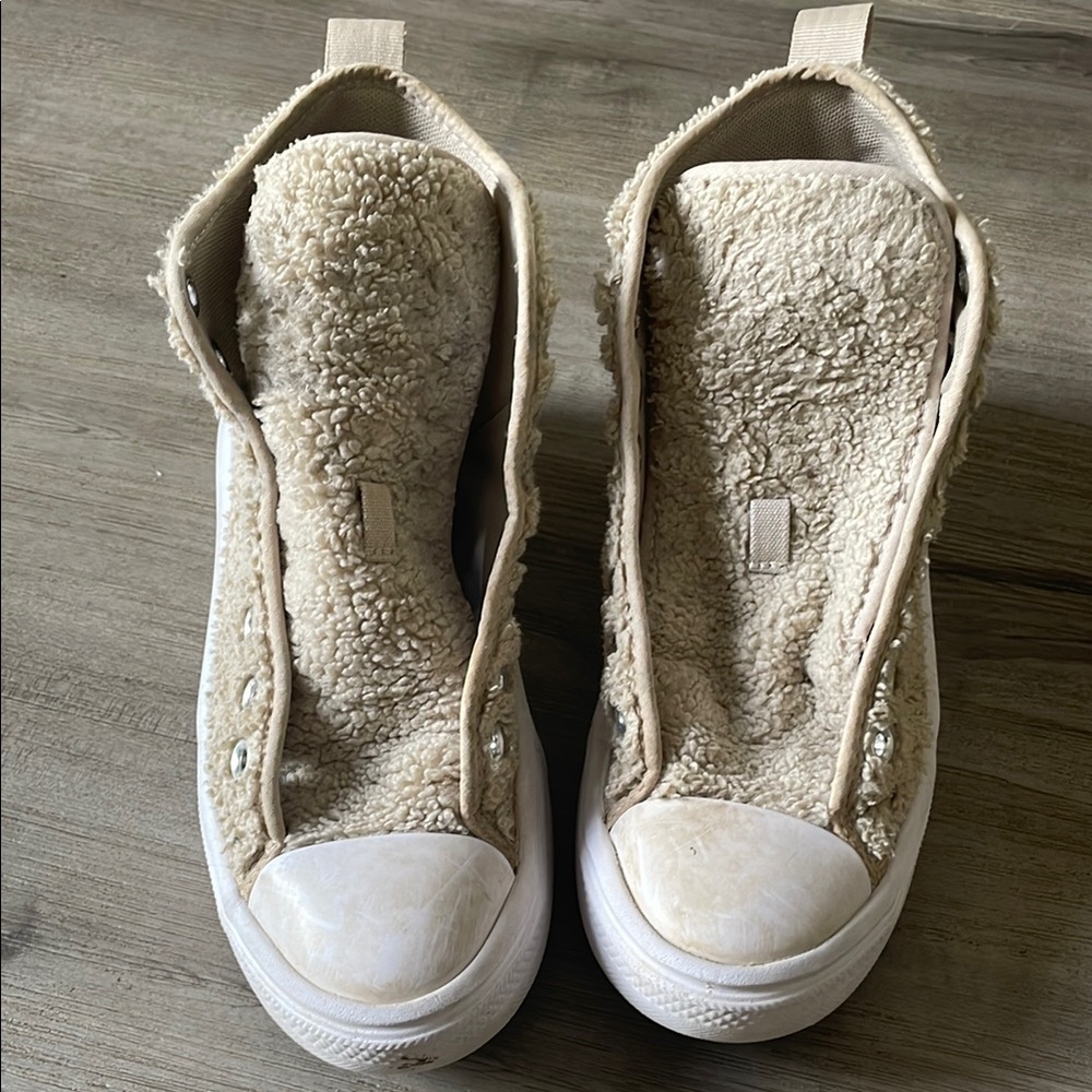 Cozy Fleece-Lined Slip-On Converse
